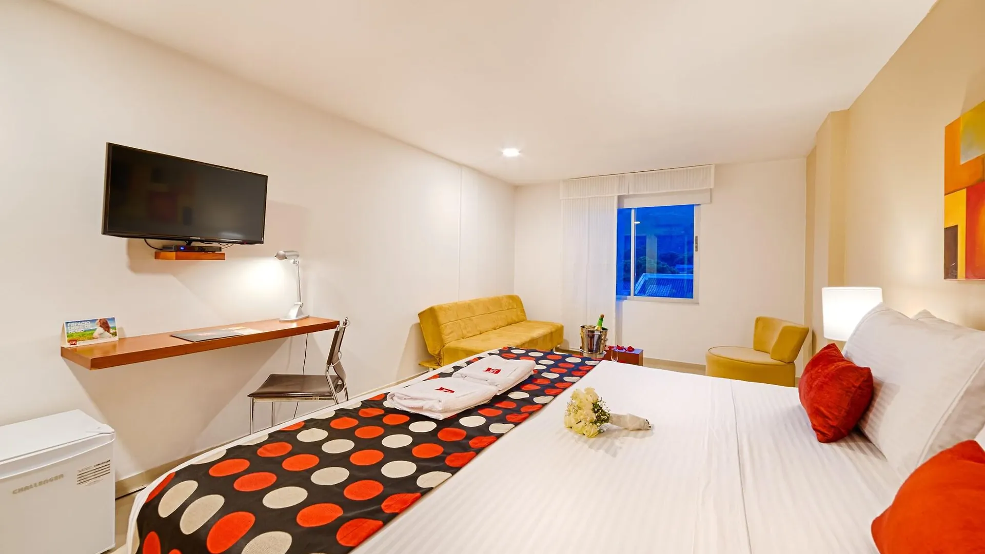 Hotel Ms Chipichape Superior 卡利